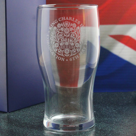 Engraved Commemorative Coronation of the King Pint Glass Image 4